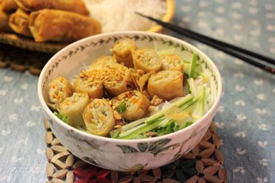  bún chả giò giòn rụm 10